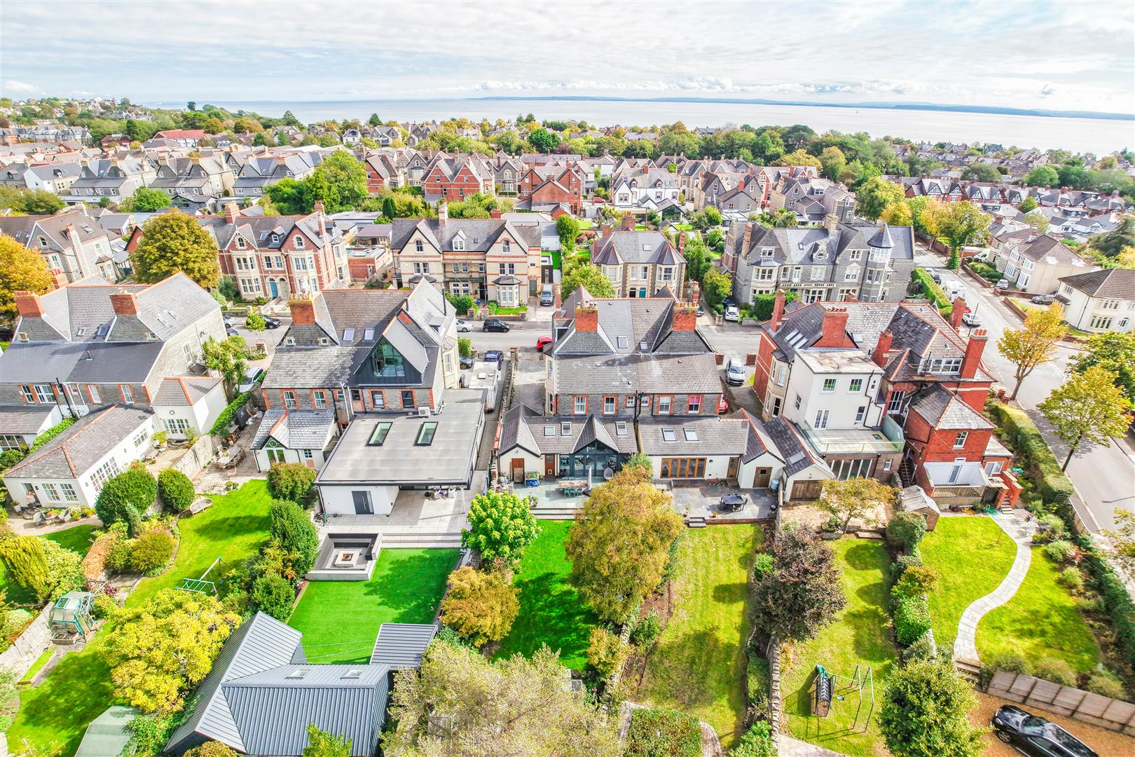 25 Cwrt-Y-Vil Road, Penarth, Vale of Glamorgan, CF64 3HP